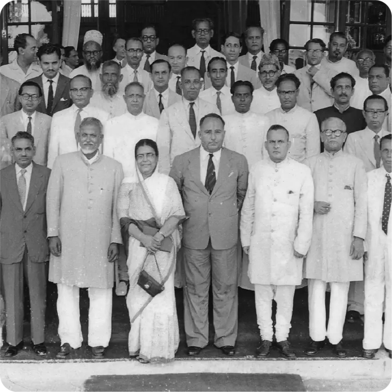 স্মৃতি শুধু জেগে রহে